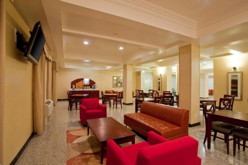 Holiday Inn Express Hotel & Suites Los Angeles Airport Hawthorne, an IHG Hotel