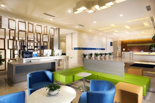 Esterno, Holiday Inn Express Luoyang City Center By IHG in Luoyang