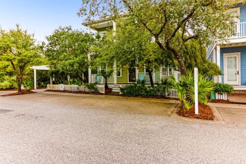 4 Bed 3 Bath Vacation home in Seagrove FL - image 3