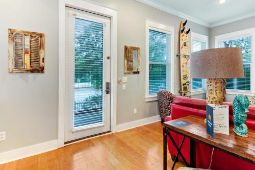 4 Bed 3 Bath Vacation home in Seagrove FL - image 4