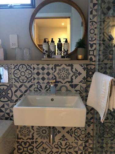 Jorvik House - image 9