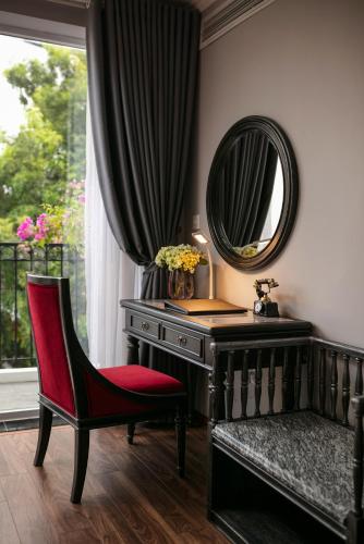 room detail thumbnail 1