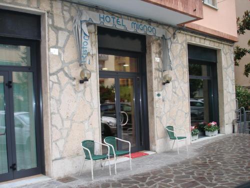 Hotel Mignon 50 MT DALLA SPIAGGIA E DALL'ISOLA PEDONALE