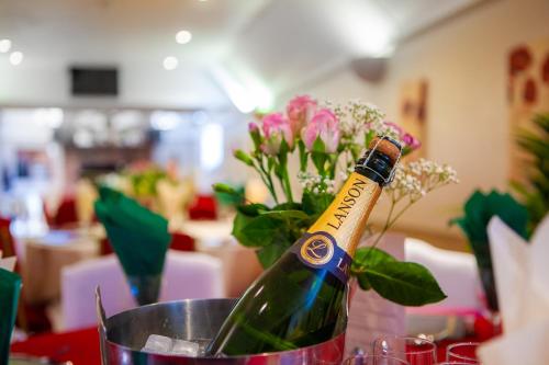 The Beacon & Railway Hotel in Haresfield