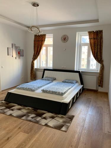 Colony Apartments - image 13