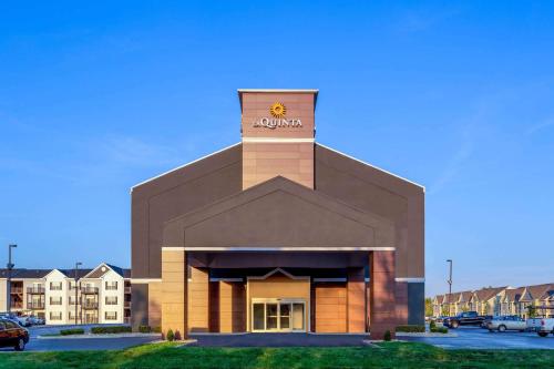 La Quinta by Wyndham Columbus West - Hilliard - Hotel - Columbus