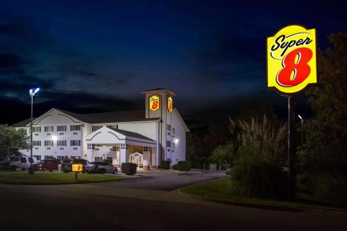 Super 8 by Wyndham Union