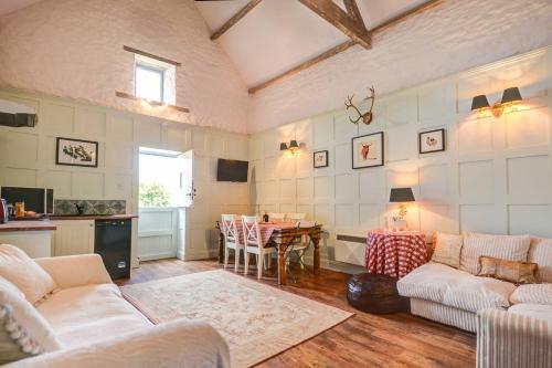 Luxury Cotswold Coach House