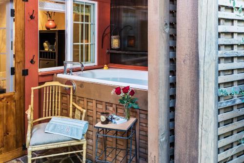 Балкон/тераса, Eden Vale Inn in Jayhawk