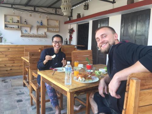 Birds Nest Hostel – Kathmandu, OH