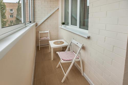 White Studio - image 5