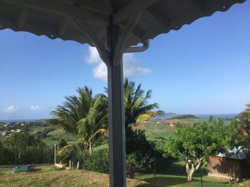 Ympäristö, Villa Bwa Kannel in La Trinite