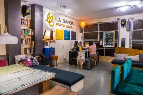 ラ バンダ ルーフトップ ホステル