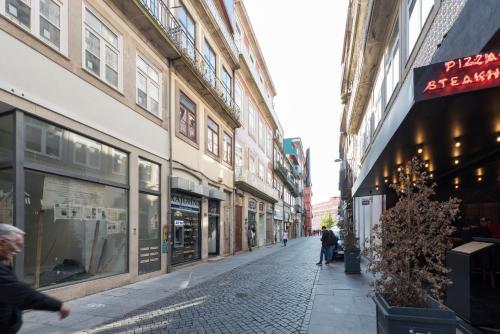 LovelyStay - Quiet & Modern Loft minutes away from iron bridge - image 7