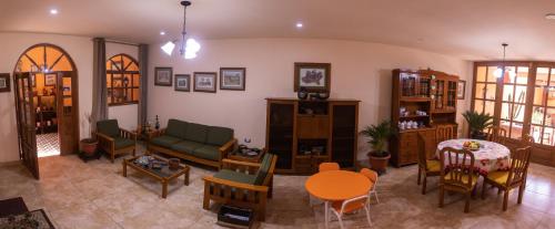 Lobby, Casa Huéspedes Pimentel (Casa Huespedes Pimentel) in Pimentel