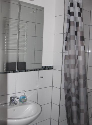 Apartment Airport, Cologne (photo 11)