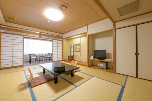 Shuzenji Onsen Hotel Takitei - Accommodation - Izu