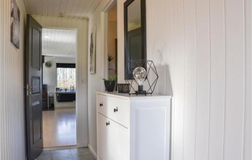 Awesome Home In Kirke Hyllinge With Kitchen