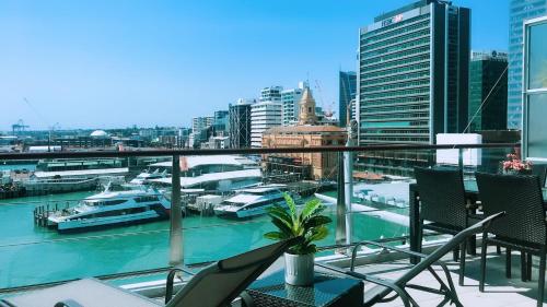 All New Lux Panoramic Sea-view Penthouse on Princes Wharf! The Heart of Auckland CBD! Free Parking!, Окленд (фото 8)