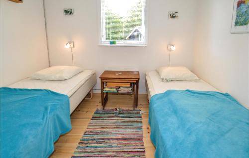  Beautiful Home In Fars With 3 Bedrooms And Wifi in Lovns