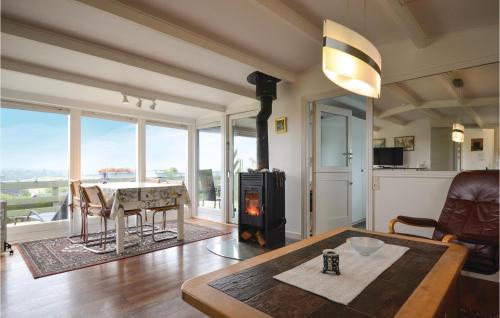 Three-Bedroom Holiday Home In Ebeltoft in Holme