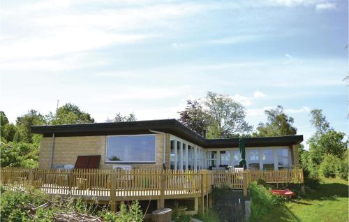  Three-Bedroom Holiday Home In Kirke Hyllinge in Kirke-Hyllinge