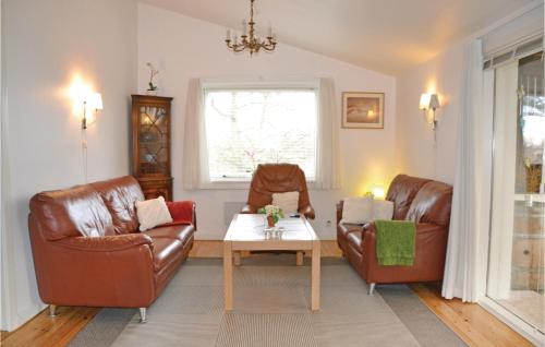 Stunning Home In Solrød Strand With Sauna in Karlstrup Strand