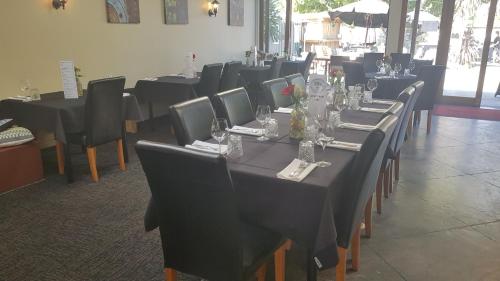 Talisman Hotel & Restaurant in คาติคาติ