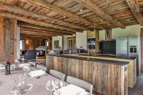  Chalet Gorret, Pension in Courmayeur