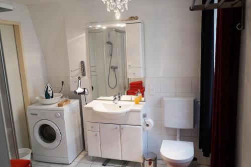 Two-Bedroom Apartment image 3