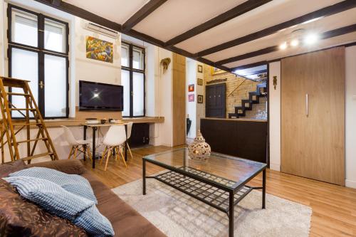  Loft style flat with aircondition, Pension in Budapest