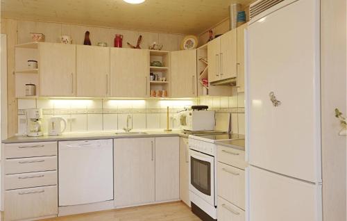 Konyha, 3 Bedroom Amazing Home In Rønne in Bornholm