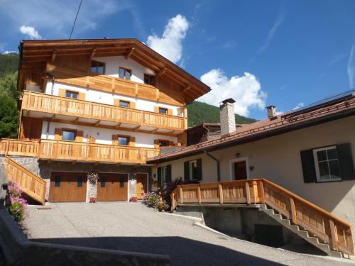 Casa Dorich Pozza di Fassa