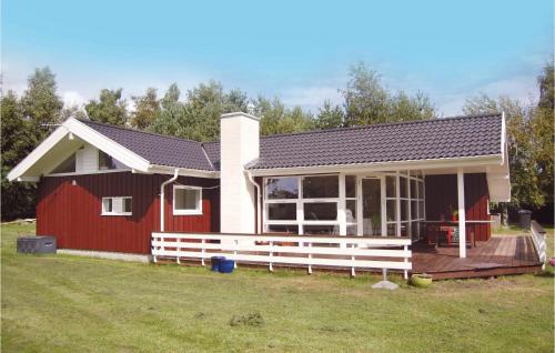  Nice Home In Stege With 4 Bedrooms, Sauna And Wifi in Stege