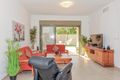 Family-Friendly Apartment in Zichron Yaakov