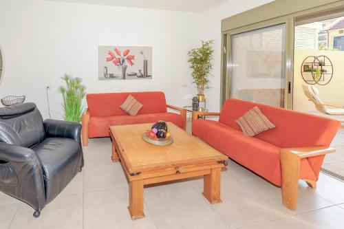 Family-Friendly Apartment in Zichron Yaakov