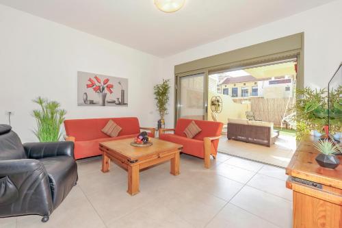 Family-Friendly Apartment in Zichron Yaakov