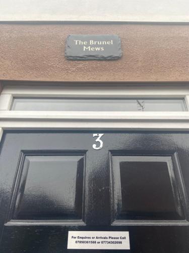 مرافق, The Brunel Mews in ساوثفيل