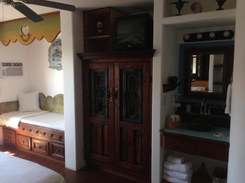 Secret Garden Inn - main image