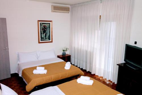 Rosa Garden B&B Room Type - Family Room with Balcony