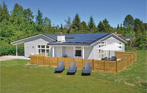  Amazing Home In Ebeltoft With 4 Bedrooms And Wifi in Øksenmølle