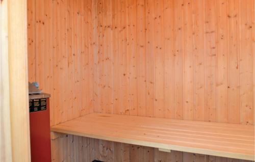  Amazing Home In Fan With 3 Bedrooms, Sauna And Wifi in Sønderho