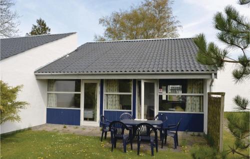  Nice Home In Væggerløse With Wifi, Ferienwohnung in Bøtø By