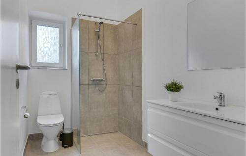 Bathroom, 12 Bedroom Nice Home In Haderslev in Arosund