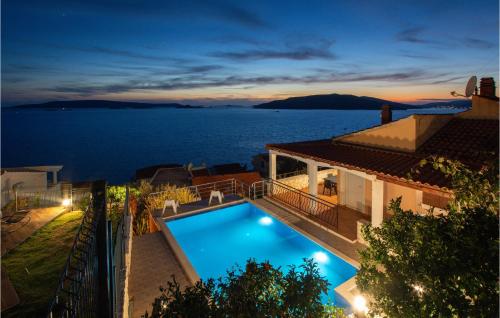  Holiday home Okrug Donji Kralja Zvonimira in 21223 Okrug Donji