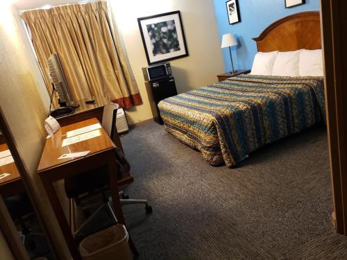 Red Carpet Inn-Macon in Macon, USA