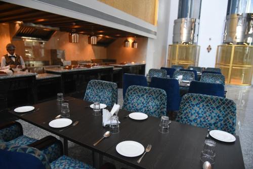 Restorāns, Hotel Accord Premier in Raigarh