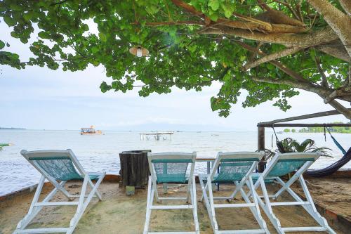 ชายหาด, โลคัล บีช ฟูก๊วก (Local Beach Phu Quoc) in ไบ เทิม