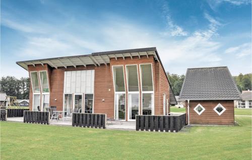  Beautiful Home In Sjlund With 3 Bedrooms, Sauna And Wifi in Hejls