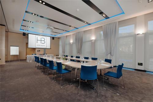 Hotel Budva - image 6